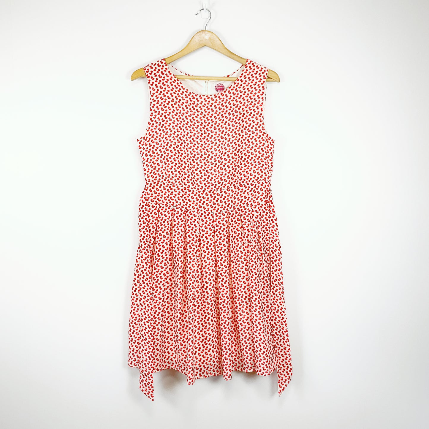 Spitalfields Sydney - Red Heart Print Sleeveless Dress