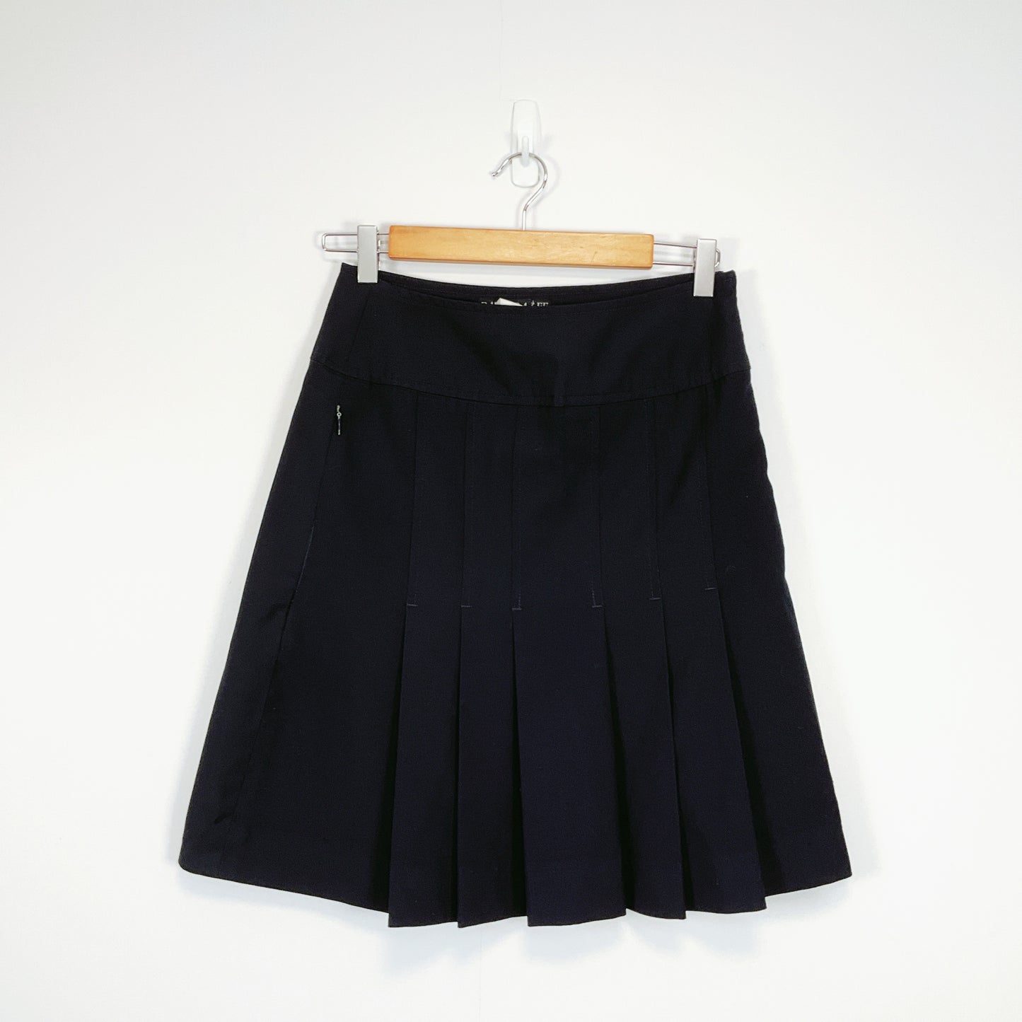 Barbara Lee - College Collection Black Pleated Skirt