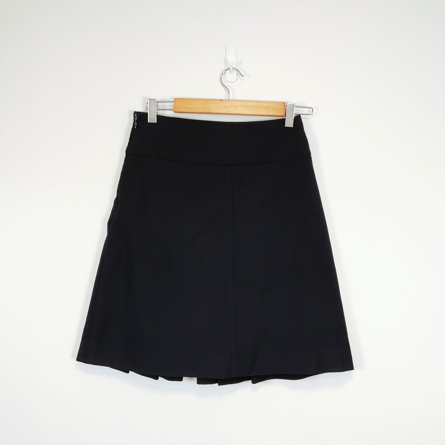 Barbara Lee - College Collection Black Pleated Skirt