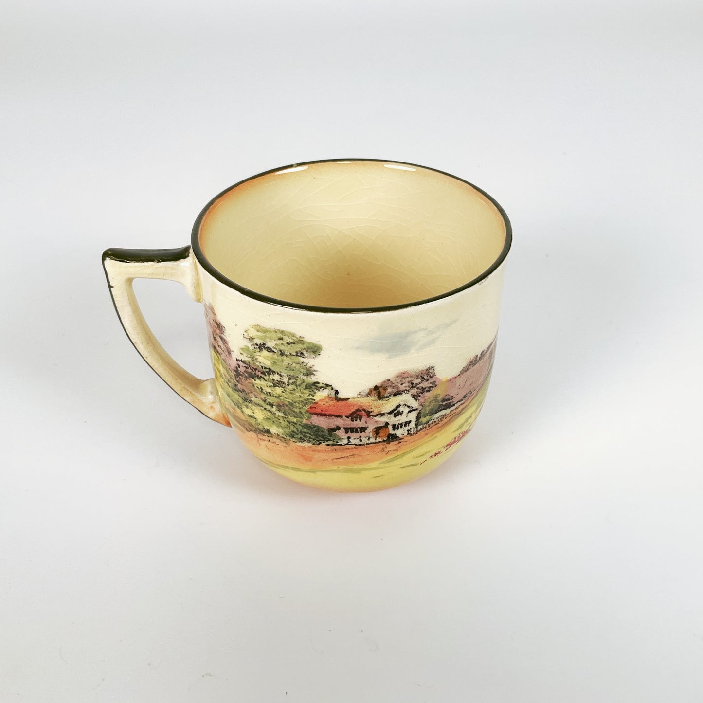 Royal Doulton - Teacup + Saucer