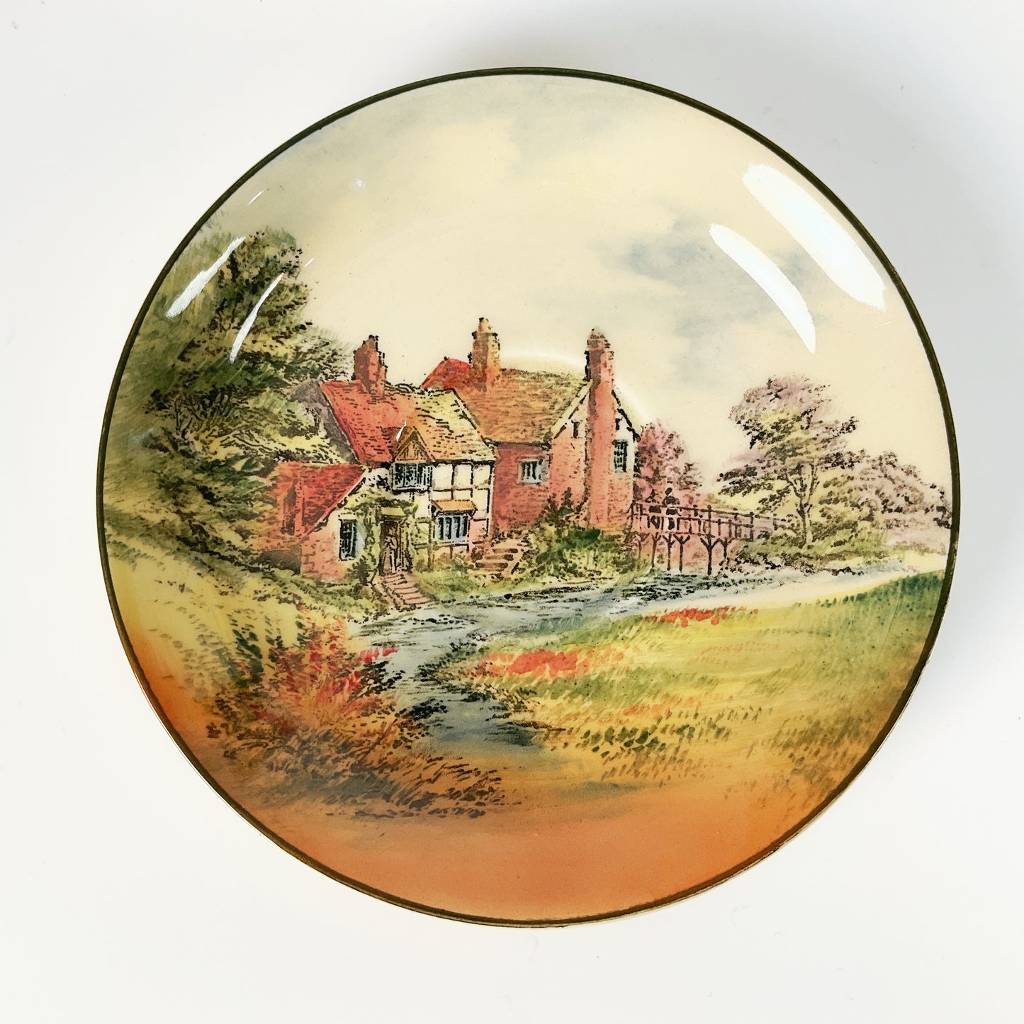 Royal Doulton - Teacup + Saucer