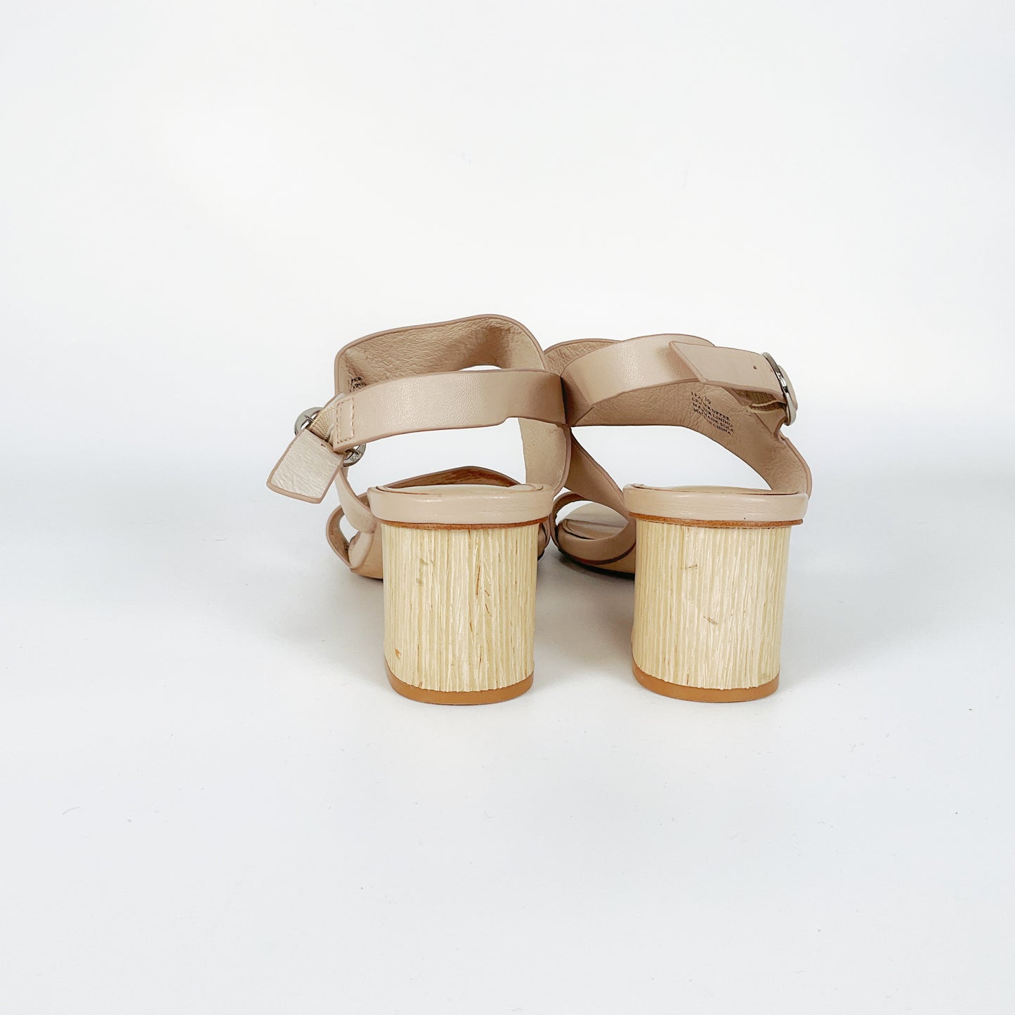 Isabella Anselmi - Nude Block Heels