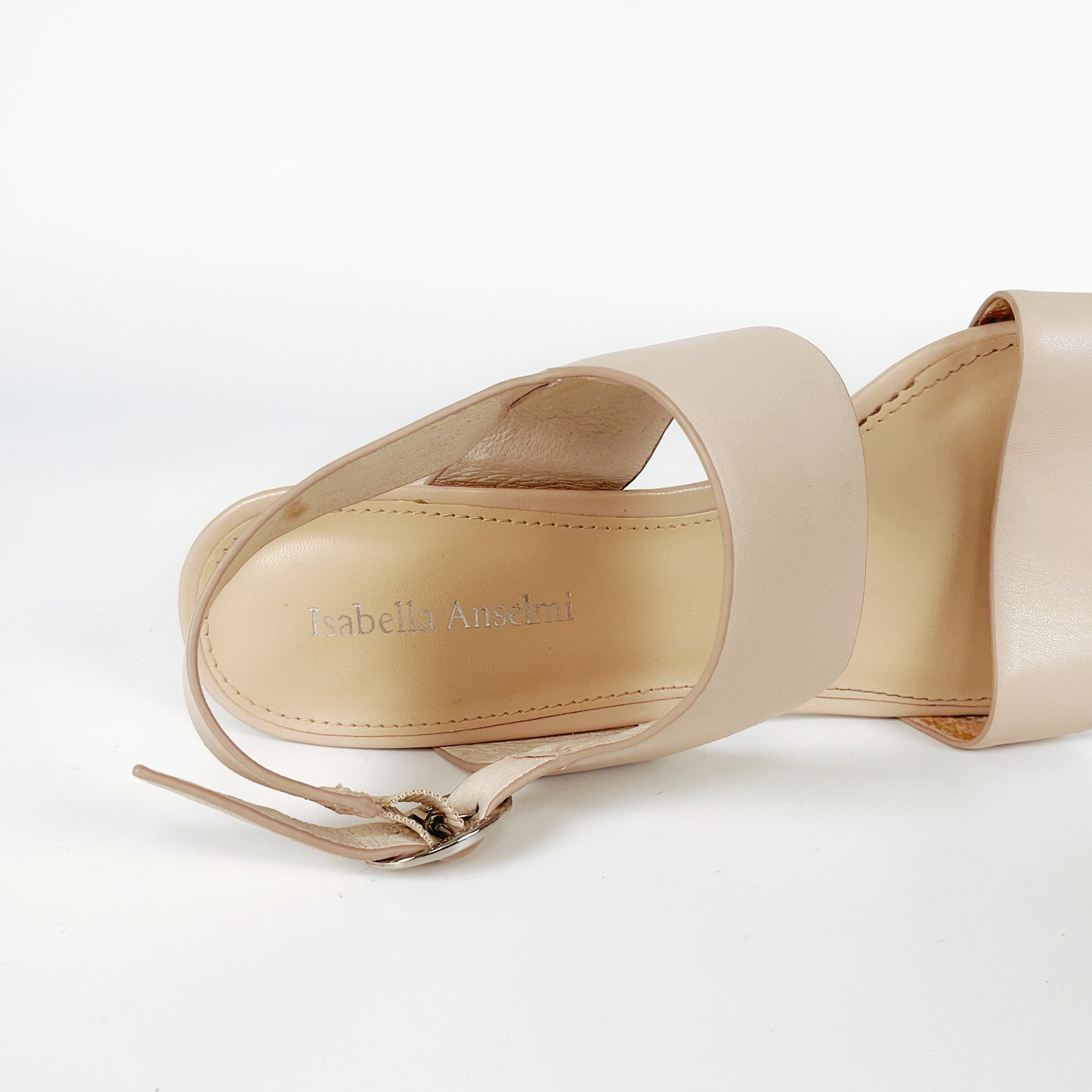 Isabella Anselmi - Nude Block Heels