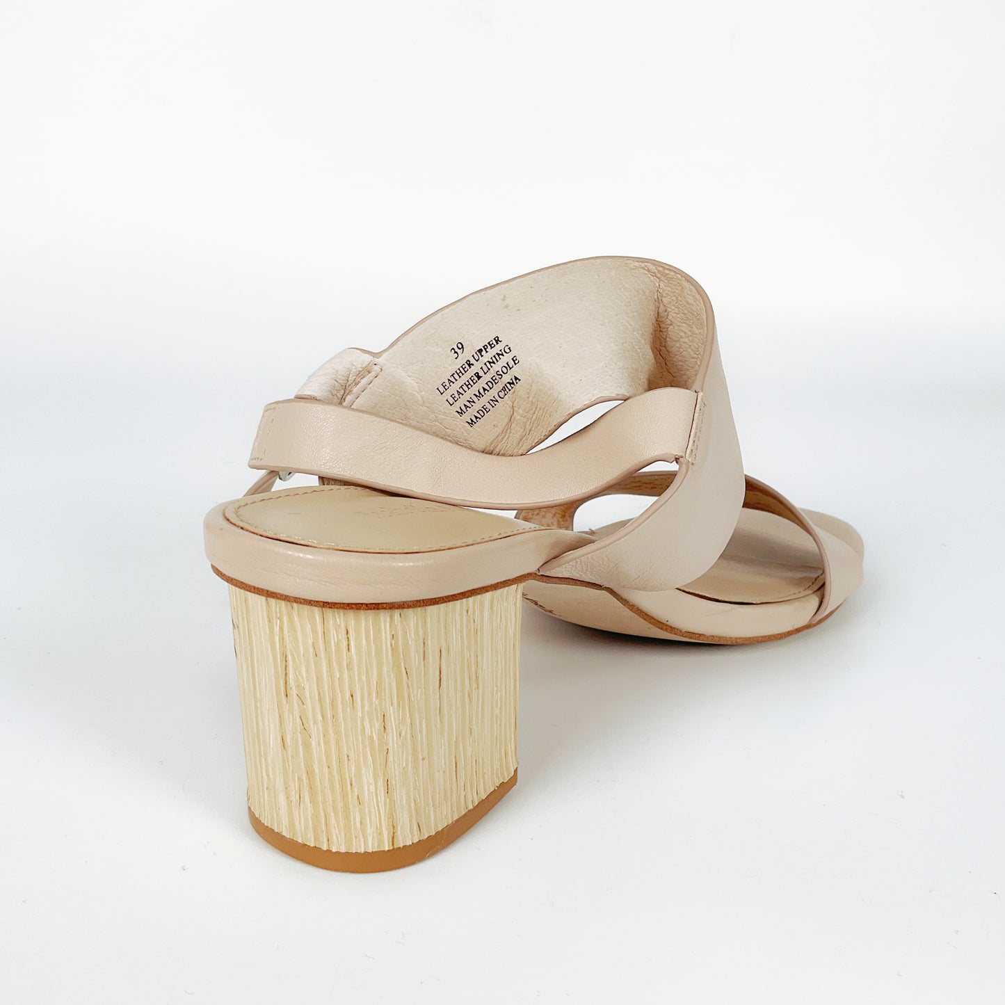 Isabella Anselmi - Nude Block Heels
