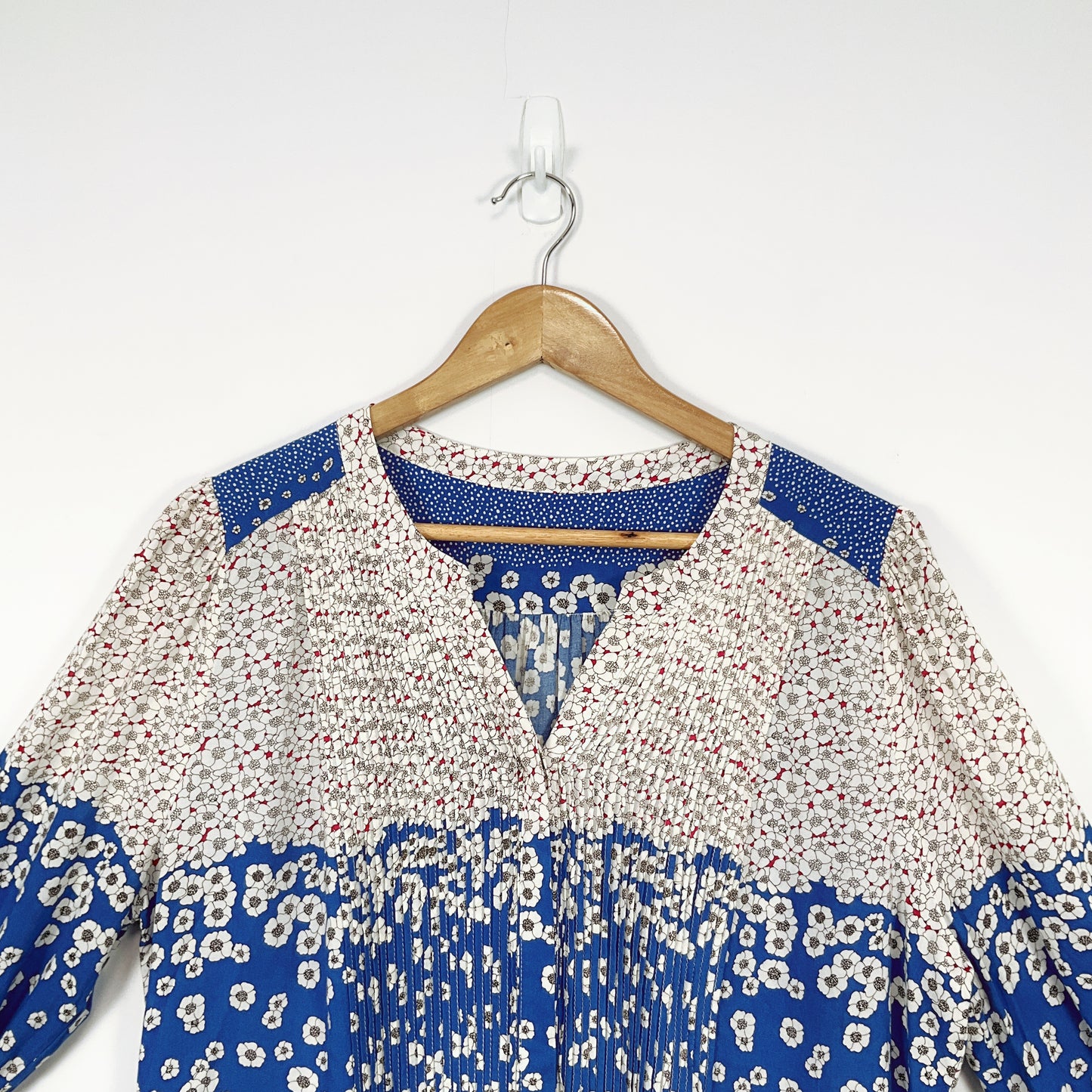 Womens Blouse Size -Multicolor Lightweight Pullover