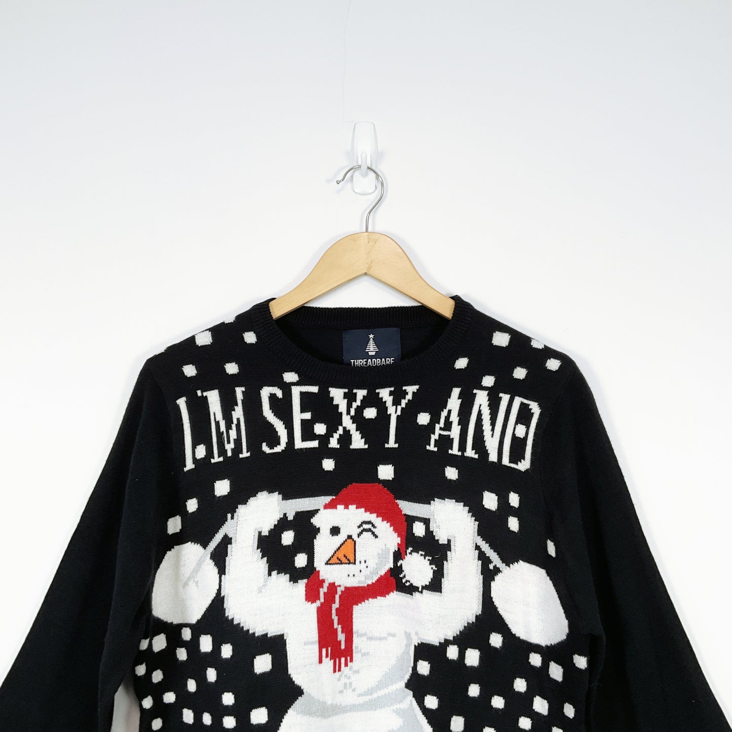 THREADBARE - Christmas Sweater