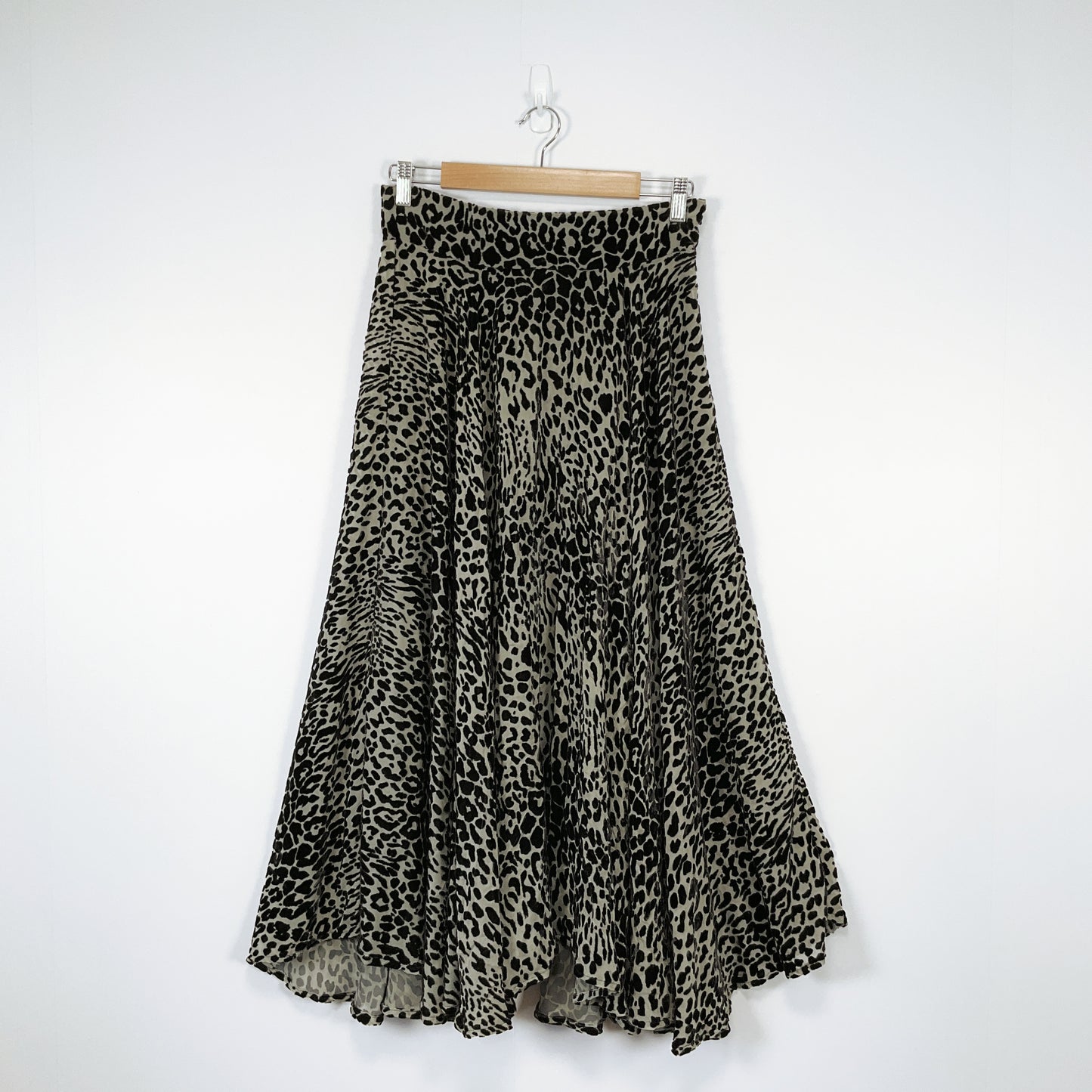 Sera Lilly - Leopard Print Midi Skirt