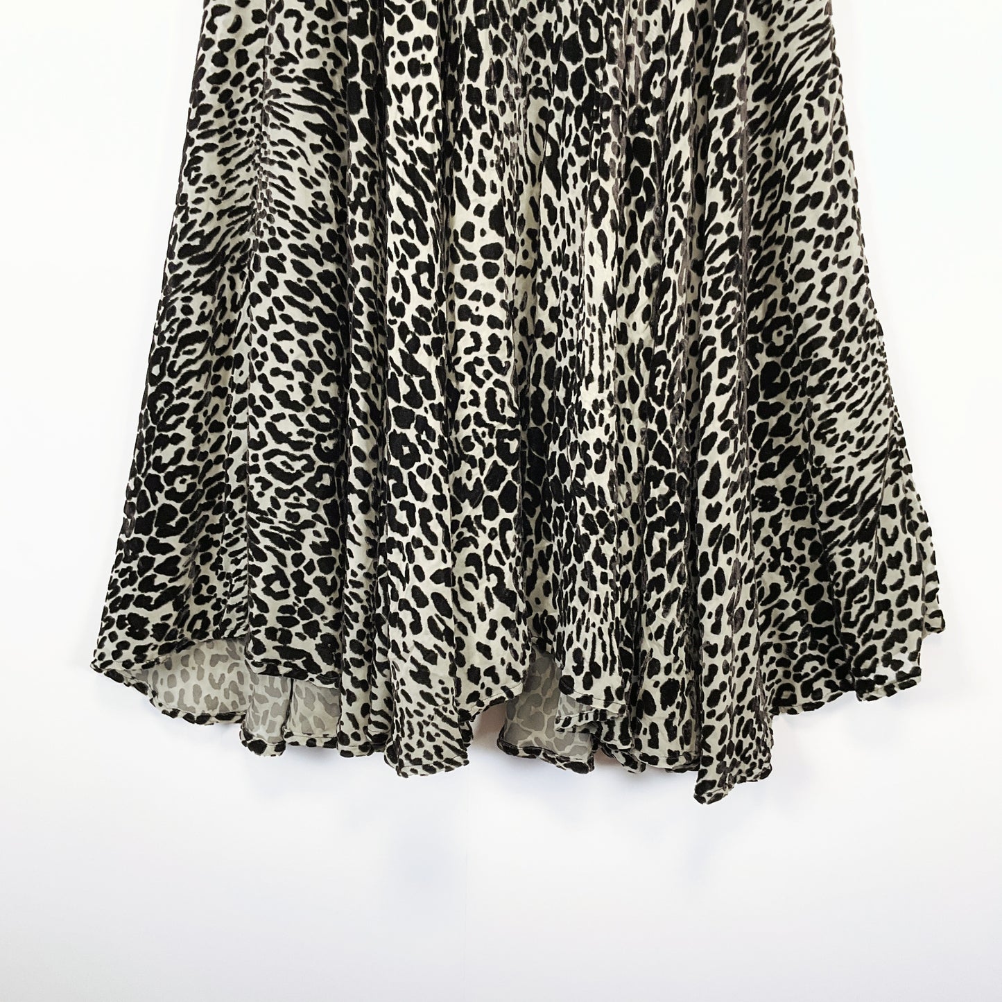 Sera Lilly - Leopard Print Midi Skirt