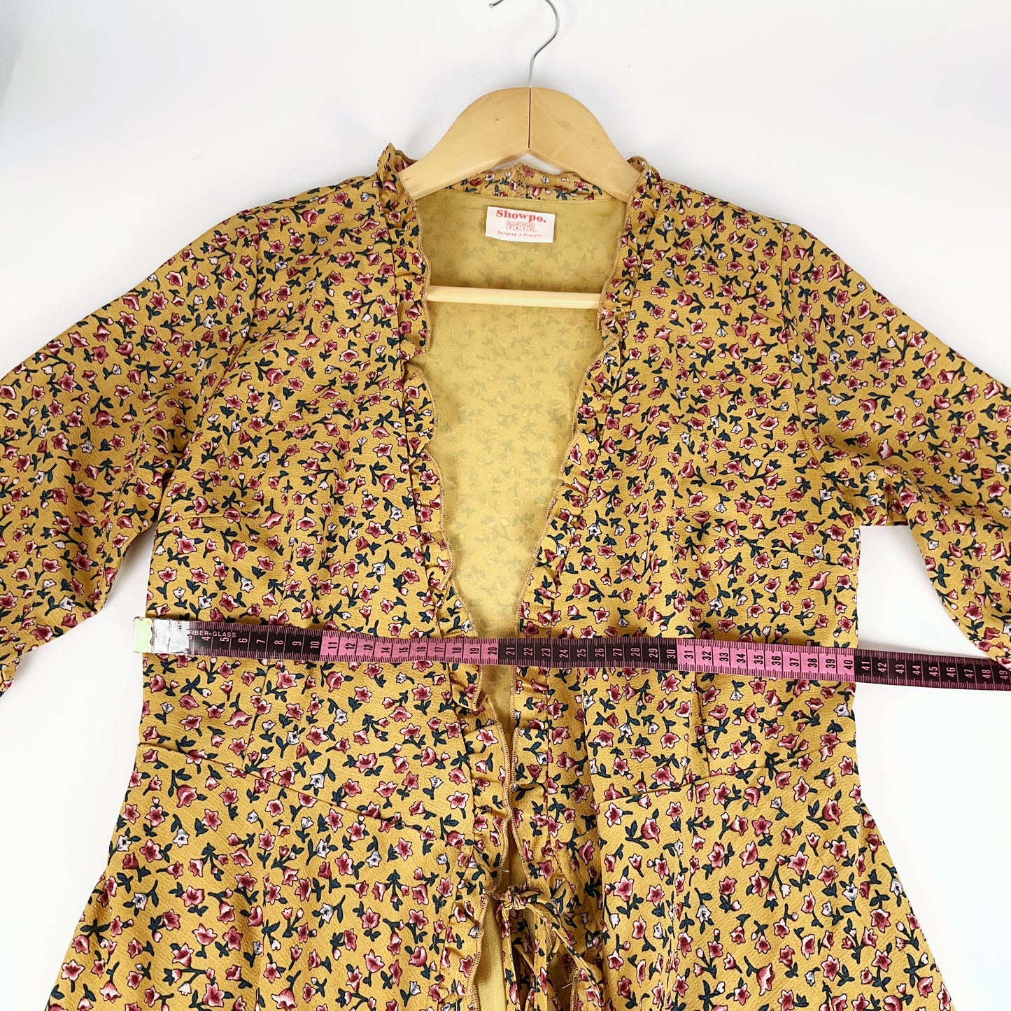 Showpo - Elegant Midi Dress in Flowers
