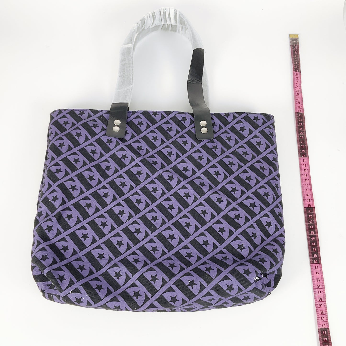 Elton John VIP 'Farewell Yellow Brick Road' Tour Merch Set