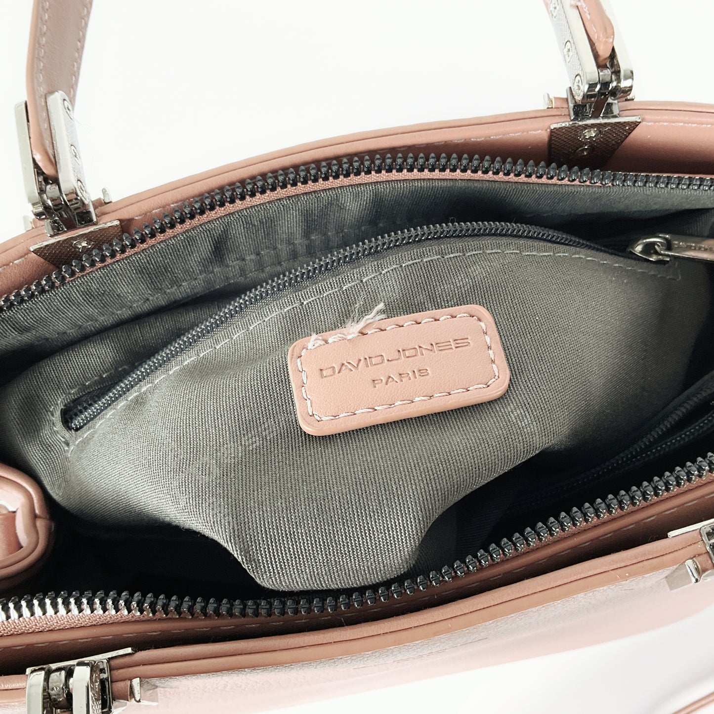 David Jones - Fashionable Handbag