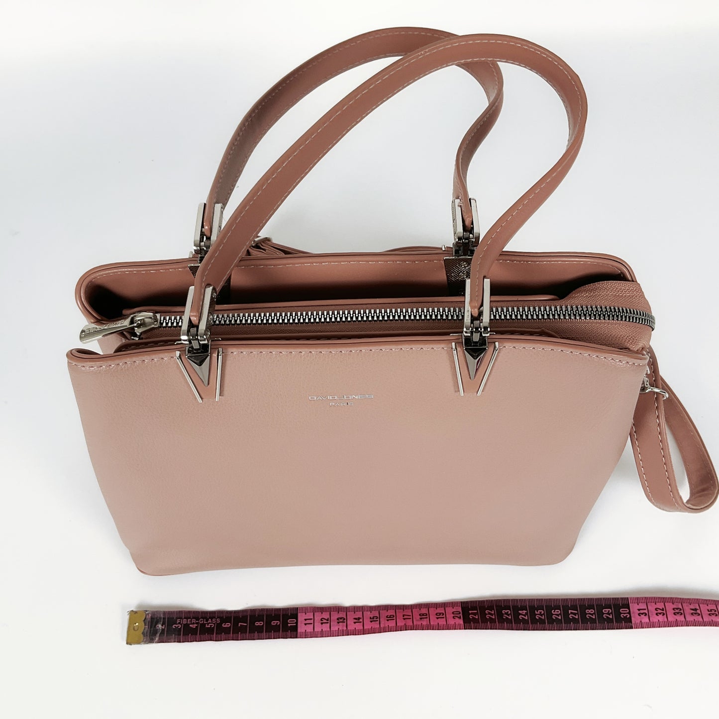 David Jones - Fashionable Handbag