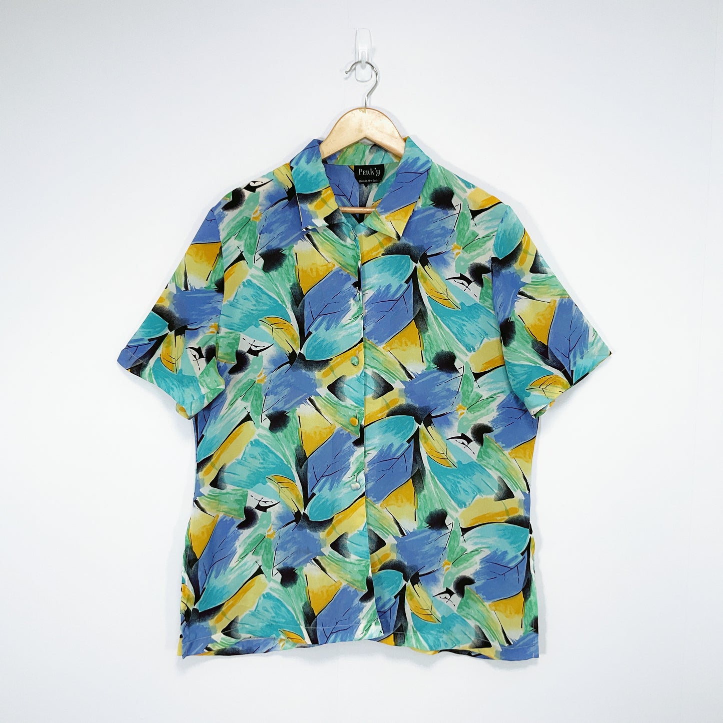 PERK'Y - Leaf Patterned Short Sleeve Shirt