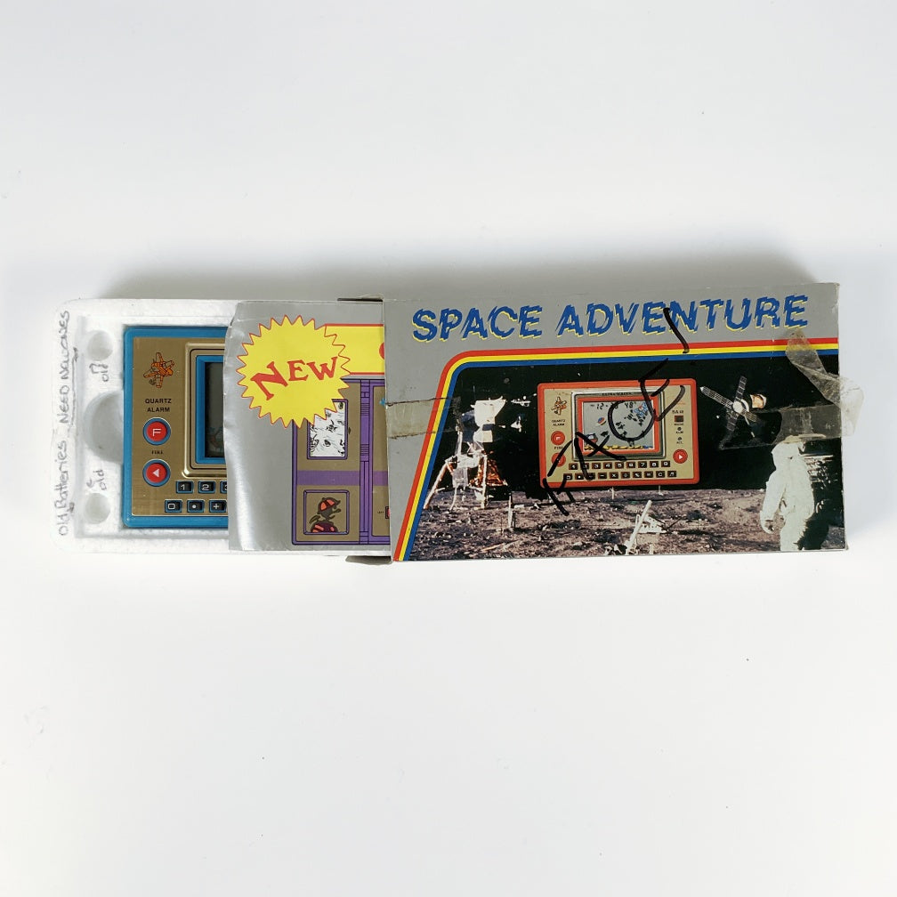 TRONICA Space Adventure SA 12 Handheld LCD Game 1983