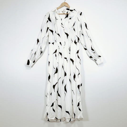 H&M - Long Sleeve Dress in White
