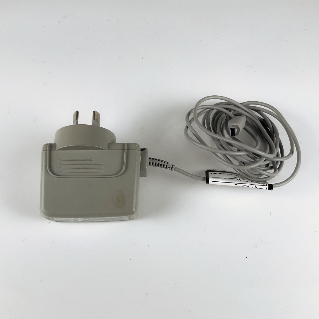 Nintendo DS console with 'Dr Kawashim's, Brain Training' game included