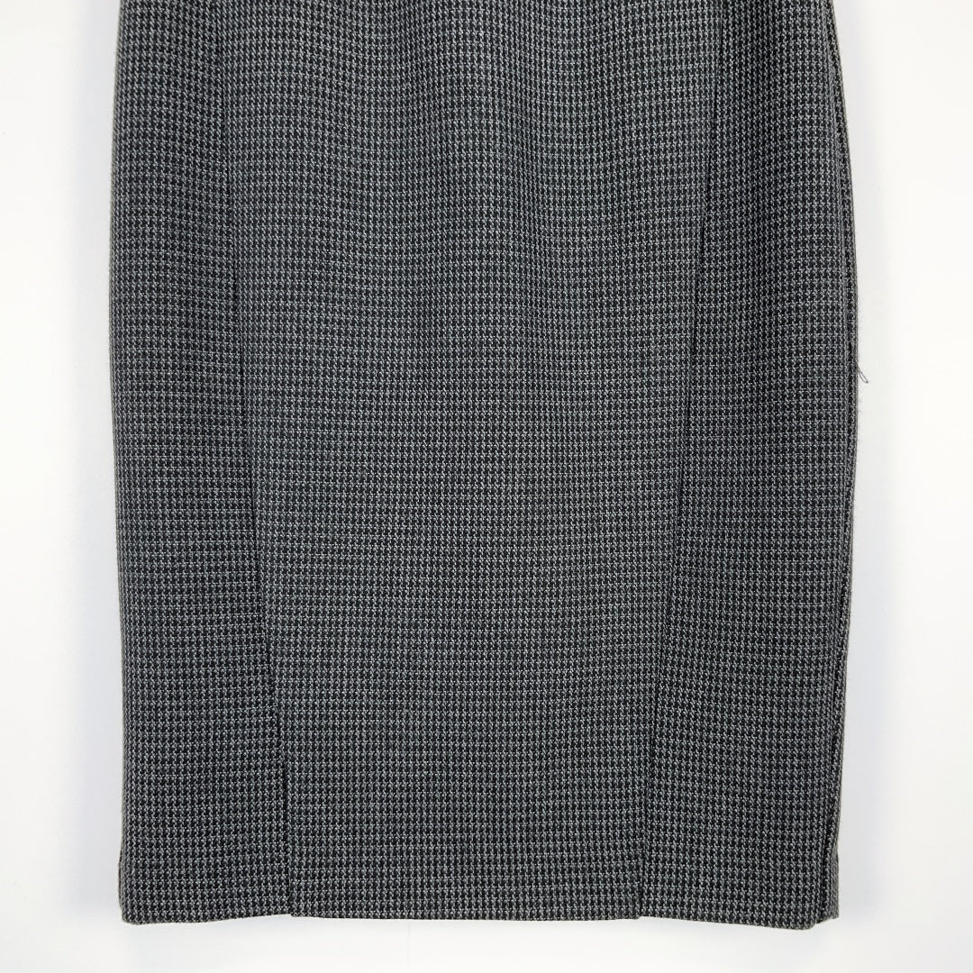 CUE - Midi Pencil Skirt in Black Plaid Design