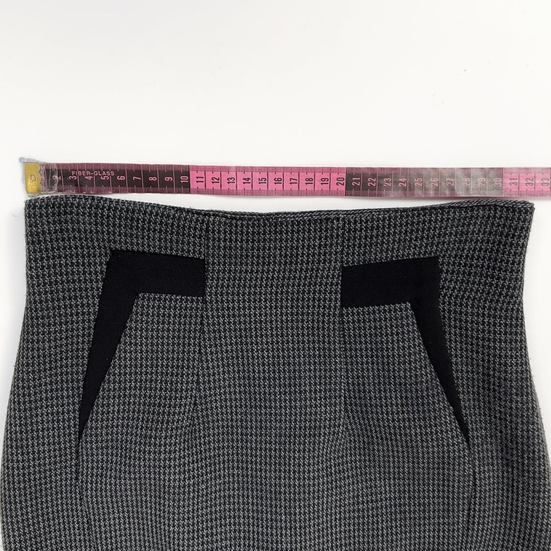 CUE - Midi Pencil Skirt in Black Plaid Design