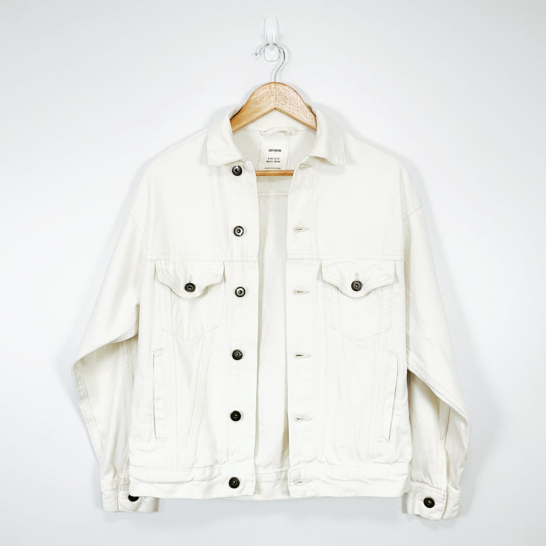 Cotton On - Denim Jacket in White with Contrast Buttons