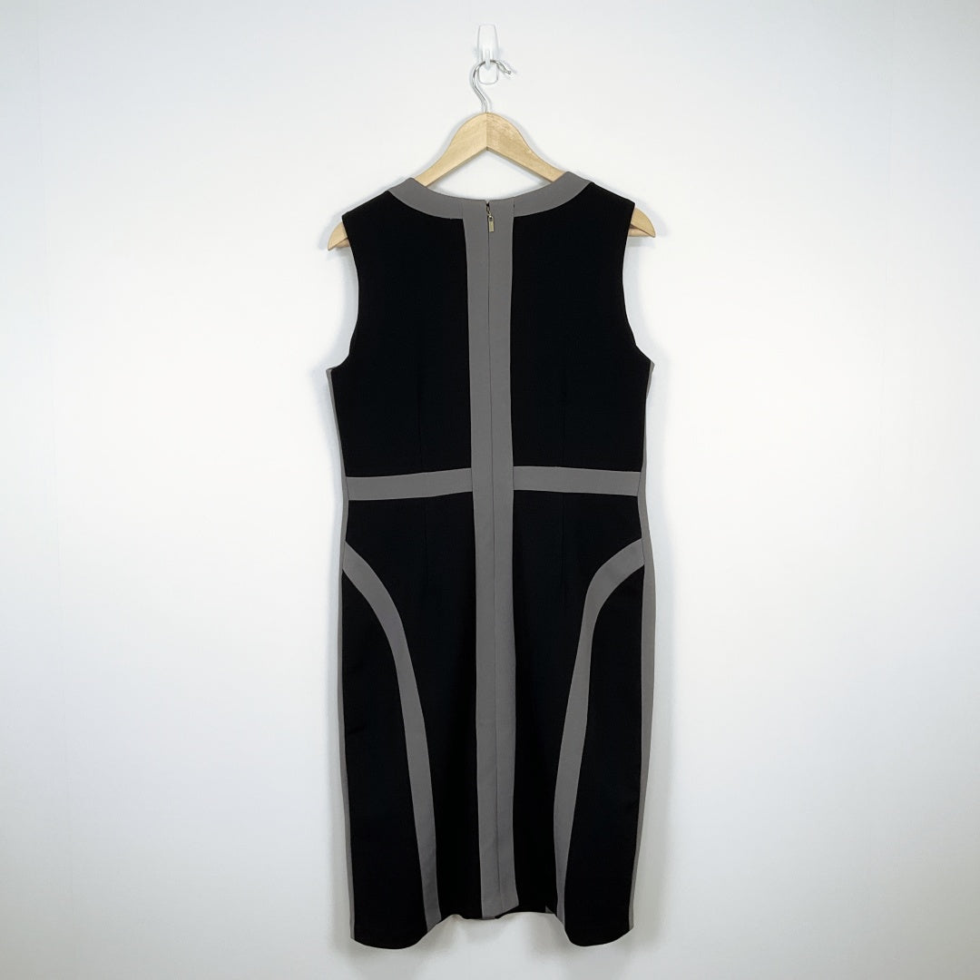 DM Collection - Sleek Color-Block Sheath Dress