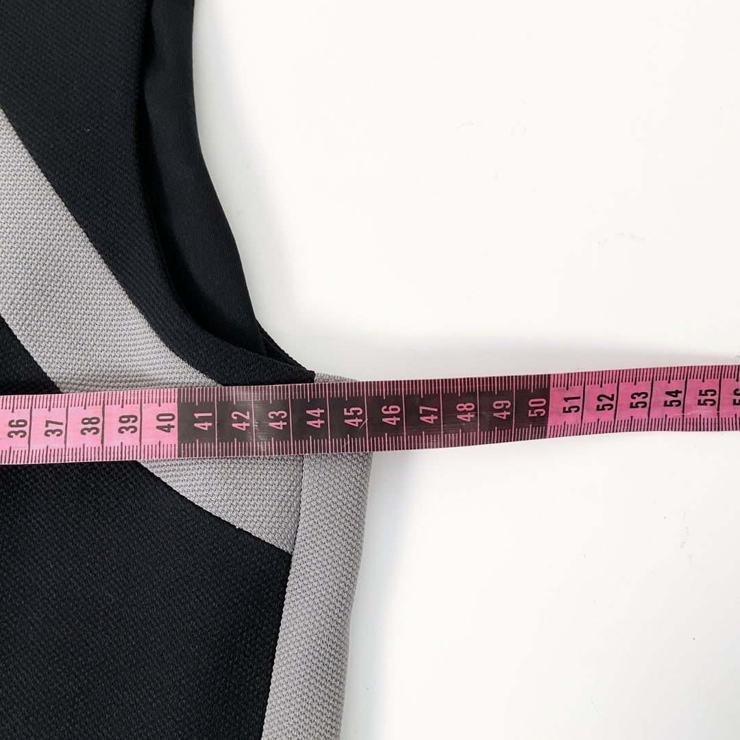 DM Collection - Sleek Color-Block Sheath Dress