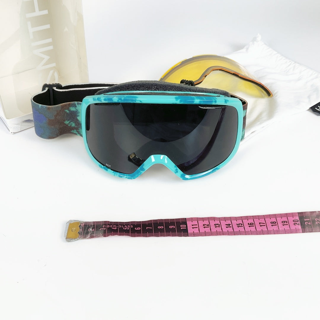 SMITH - Ski Goggles includes Bonus Lens