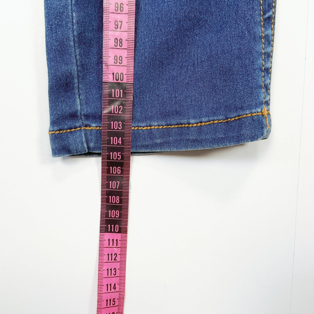 Blockout - Women’s Jeans in Denim Blue