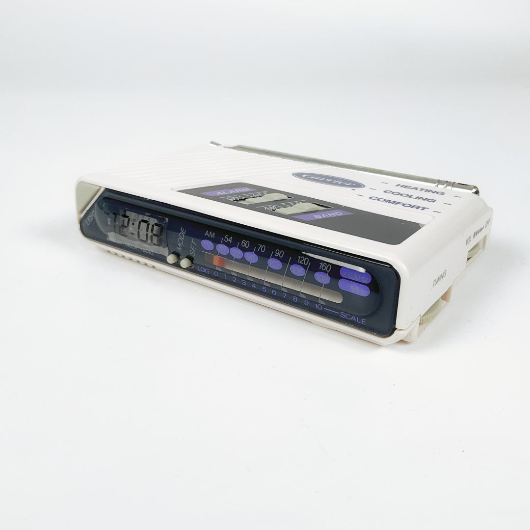 Vintage White AM/FM Alarm Clock Radio CR-223