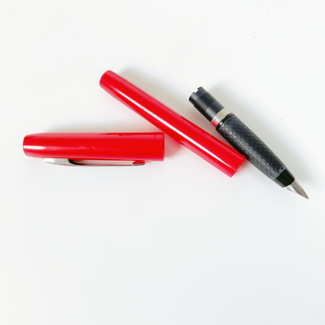 Parker - Vintage Red Reflex Cartridge Fill Pen