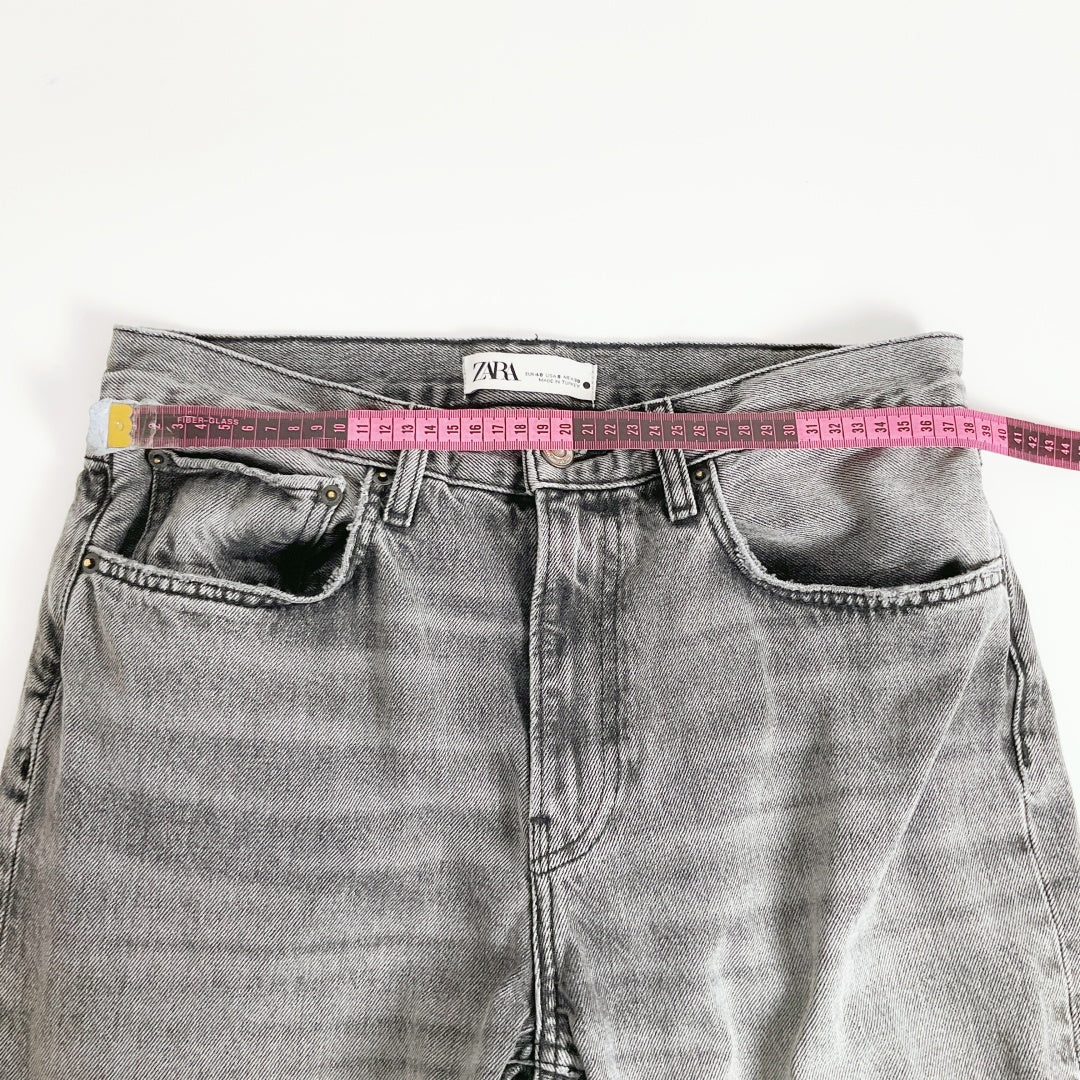 ZARA - Women's Straight Jeans in Grey