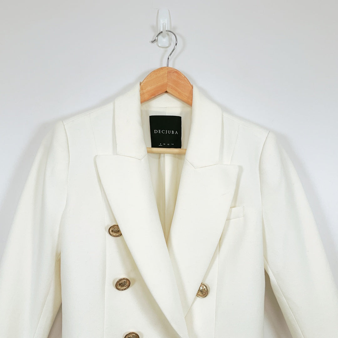 Decjuba - Cross Buttoned Blazer