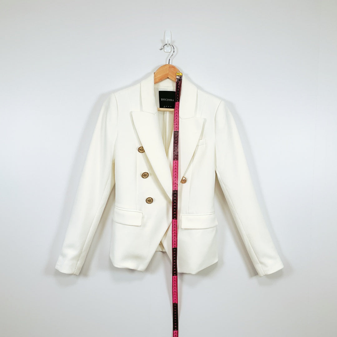 Decjuba - Cross Buttoned Blazer