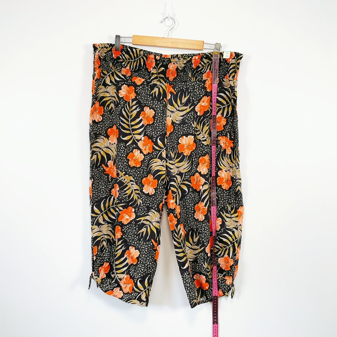 Millers - Woman's Floral Volume Pants