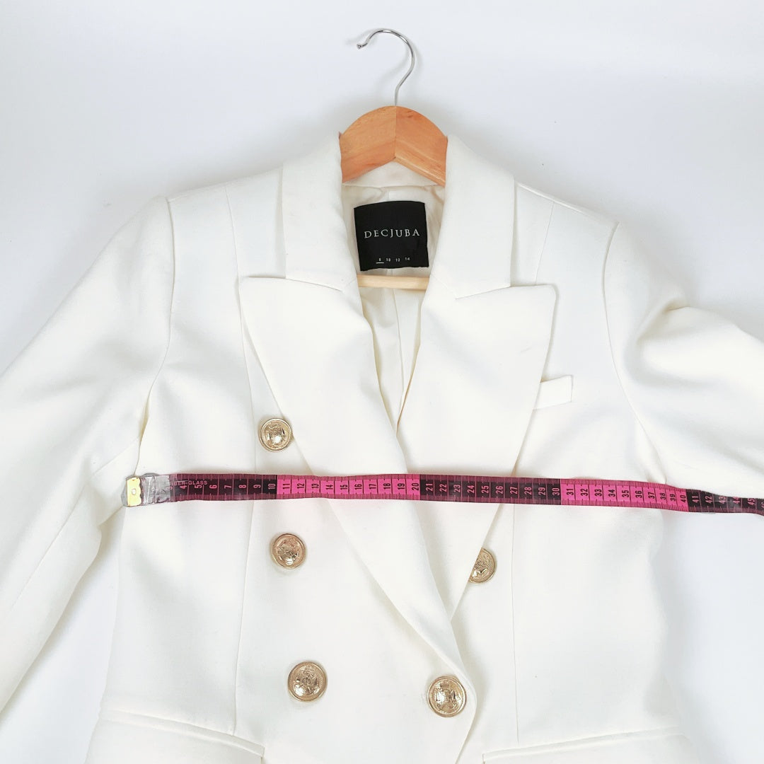 Decjuba - Cross Buttoned Blazer