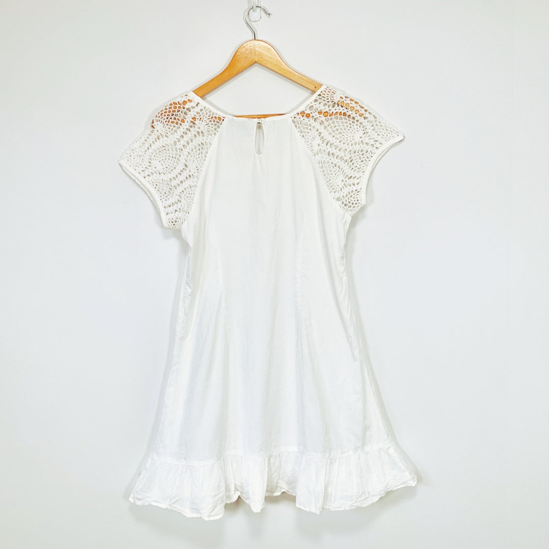 Resort - Crochet Sleeve Mini Cotton Dress