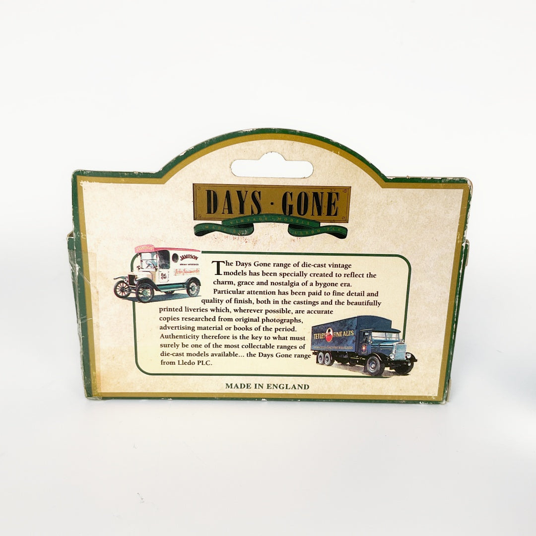 Kodak 1959 Morris LD 150 Van