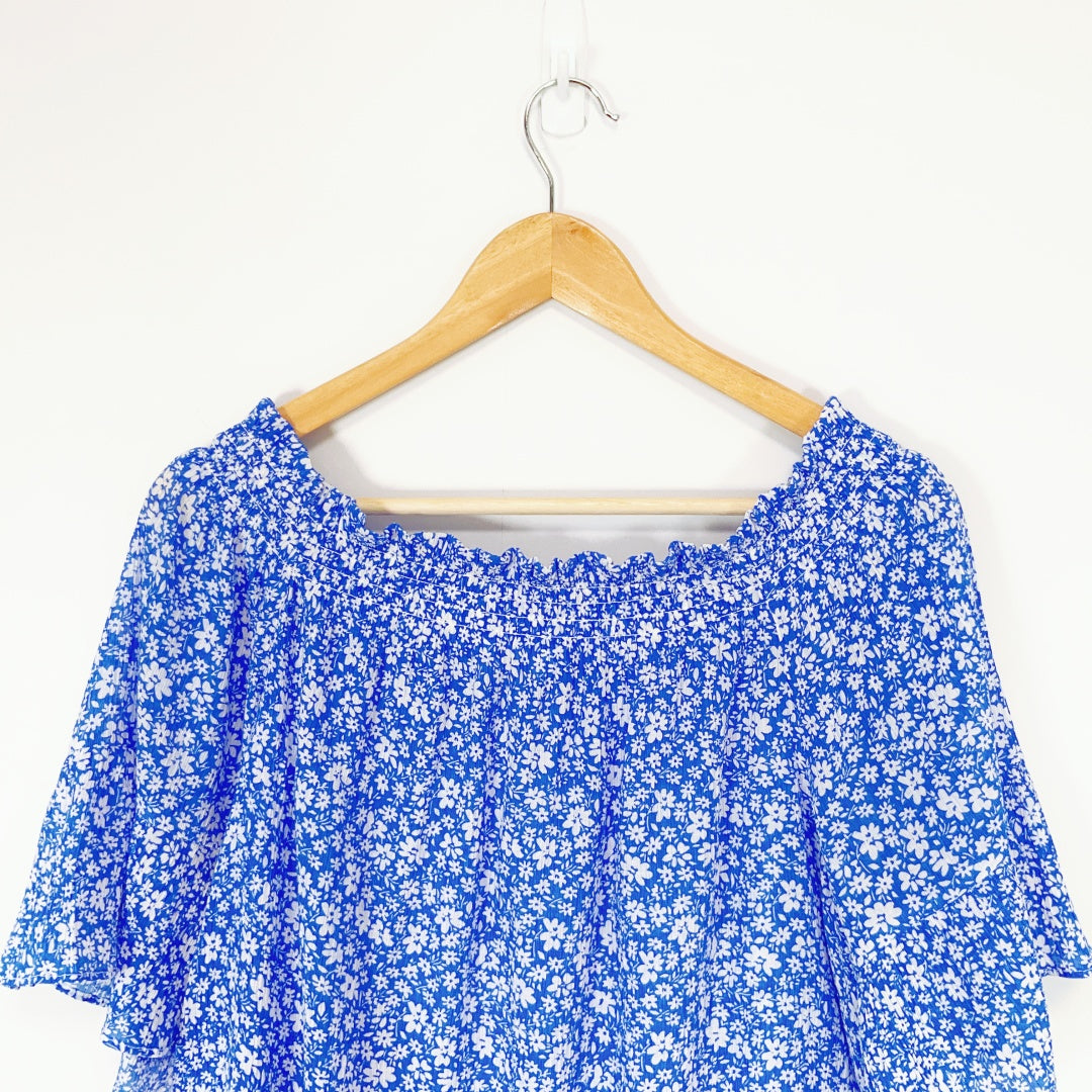 Whistle - Off-Shoulder Daisy Top
