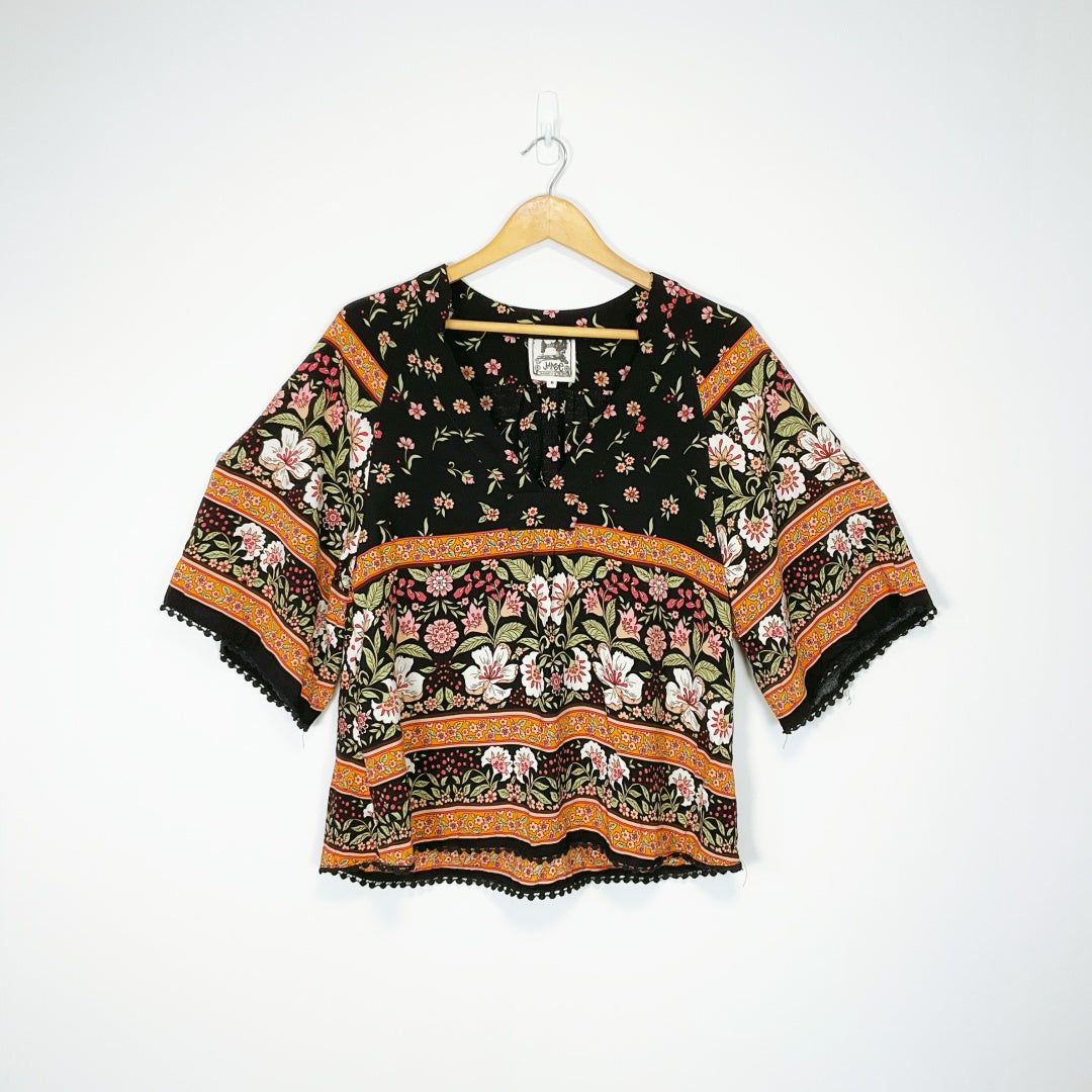 JAASE- Gabriella Top: Deep V Neck Crochet Trim Top in Eternity Print