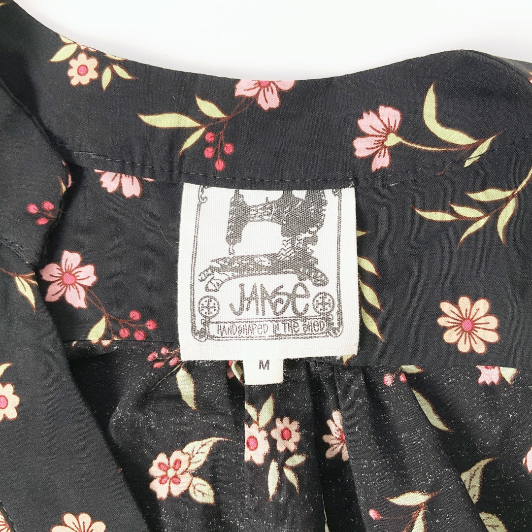 JAASE- Gabriella Top: Deep V Neck Crochet Trim Top in Eternity Print