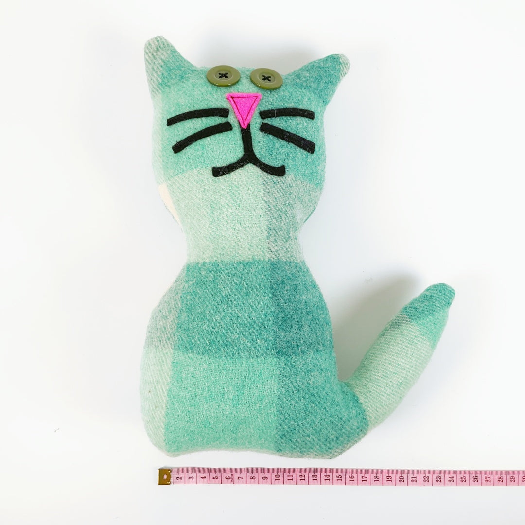 Artearoa – Blanket Cat – Mint Green