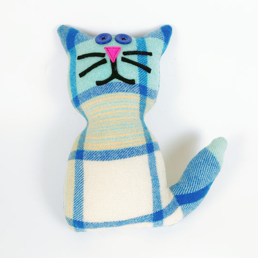 Artearoa – Blanket Cat – Blue & Cream Check