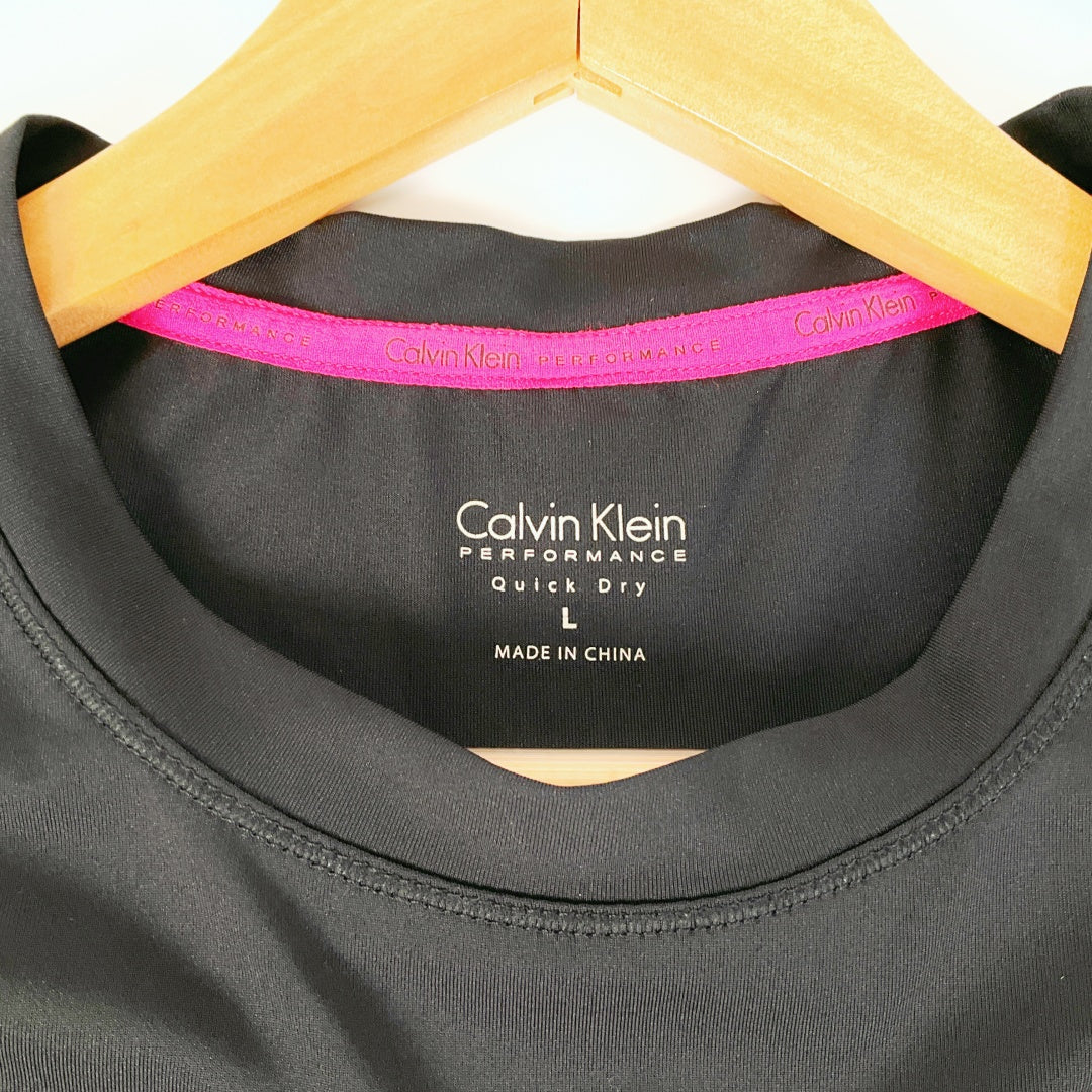 Calvin Klein Short Sleeve Top – Size L