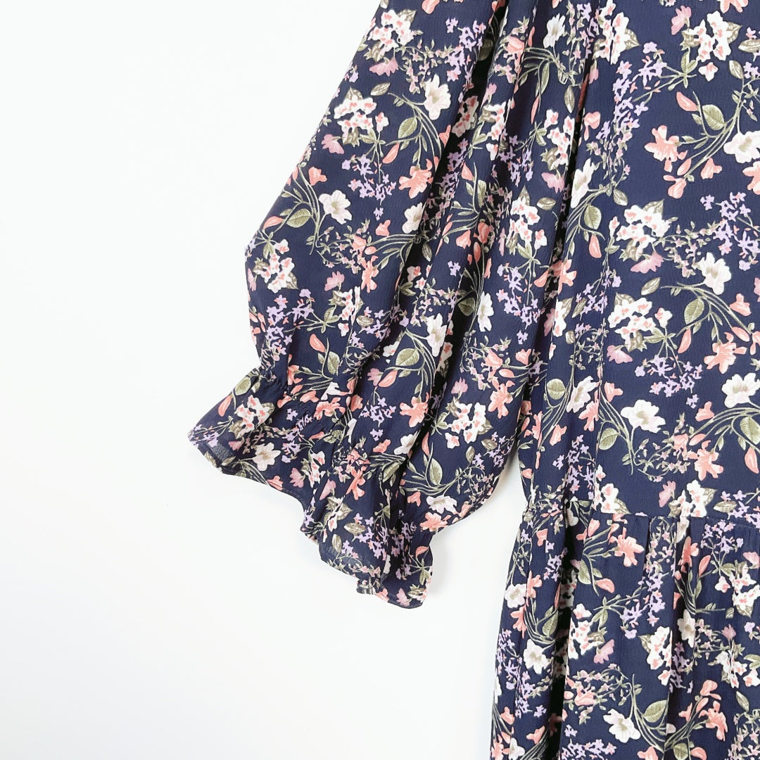 Among the Brave - Women's V Neck Maxi Dress