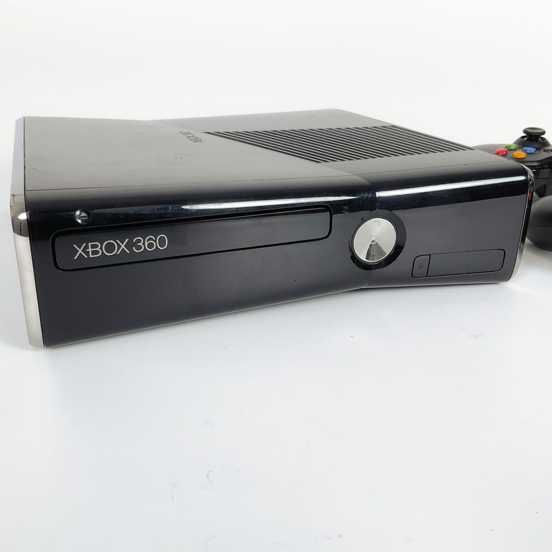 Xbox 360 250GB Bundle + Kinect + Loads of Games (5 Discs)