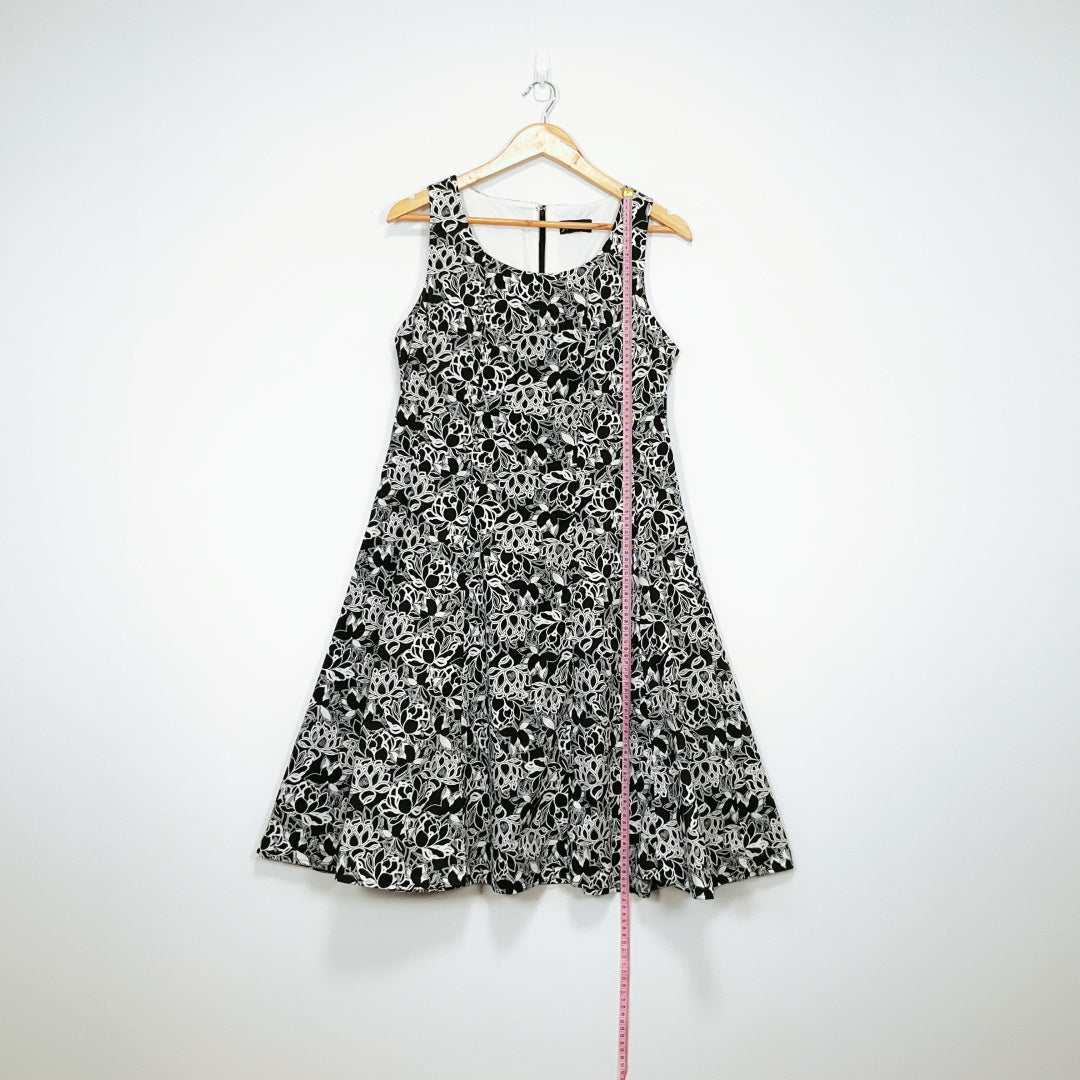 Mesmerise - Black & White Dress