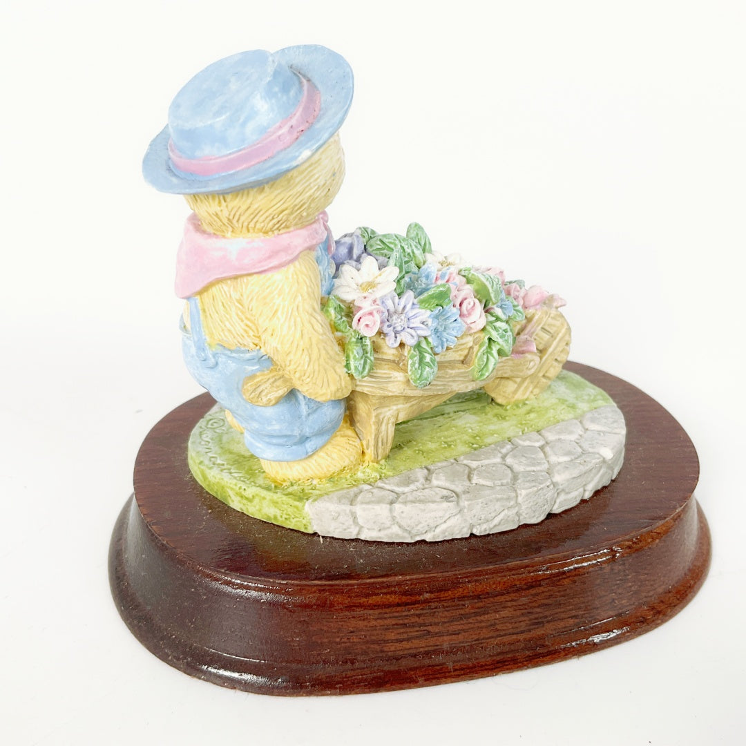 Leonardo Collectible Teddy Bear Figurines - Sunday Stroll & Gardening Time