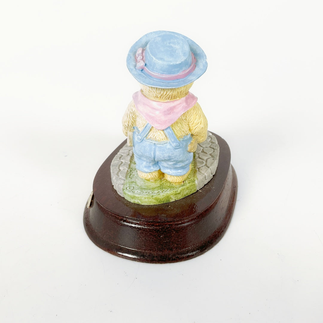 Leonardo Collectible Teddy Bear Figurines - Sunday Stroll & Gardening Time