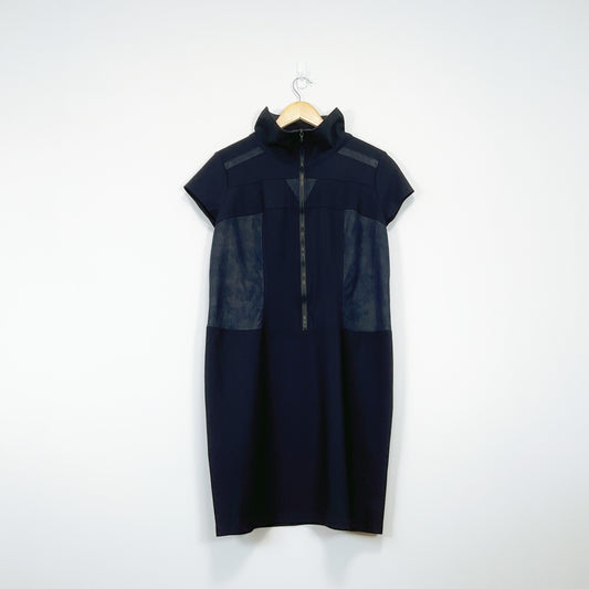 Jane Daniels - Short Sleeves Navy Dress