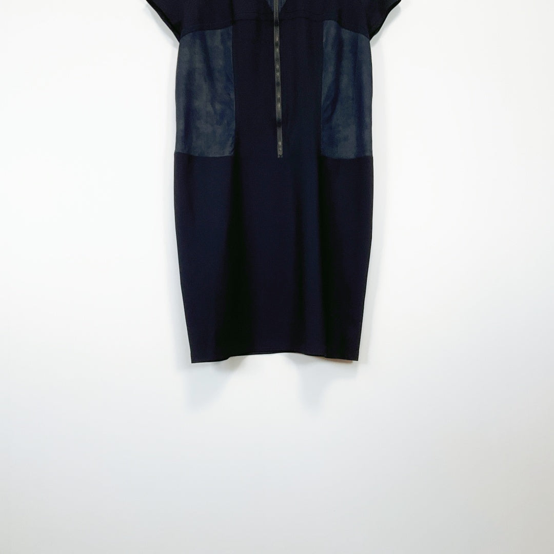 Jane Daniels - Short Sleeves Navy Dress
