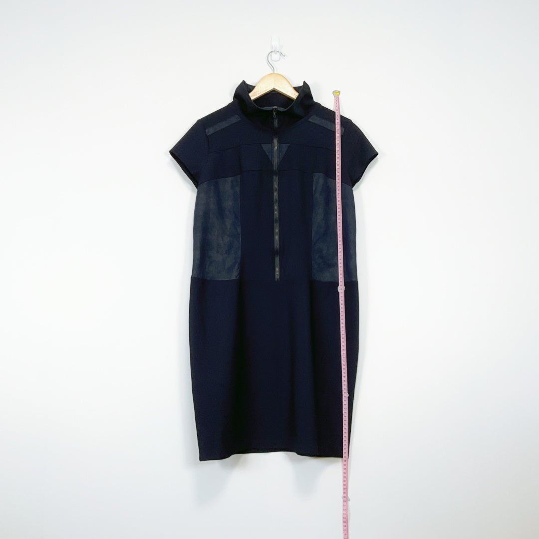 Jane Daniels - Short Sleeves Navy Dress
